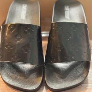 Cape Robbin Glossy Black Floral Sandals